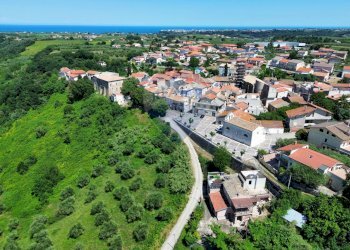 Vista dell\'acqua - Casa semi indipendente Località Sant'Apollinare Via A. Moro
 
7, San Vito Chietino - foto 2