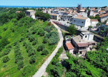 Casa all\'aperto - Casa semi indipendente Località Sant'Apollinare Via A. Moro
 
7, San Vito Chietino - foto 3