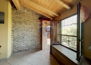 Hall / corridoio - Casa semi indipendente Località Sant'Apollinare Via A. Moro
 
7, San Vito Chietino - foto 45