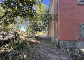 Giardino - Independent house via Marcianese
 
20, Lanciano - photo 5