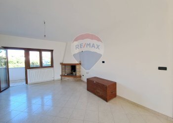 Stanza vuota - Appartamento Via Corradino Marciani
 
113, Lanciano - foto 3