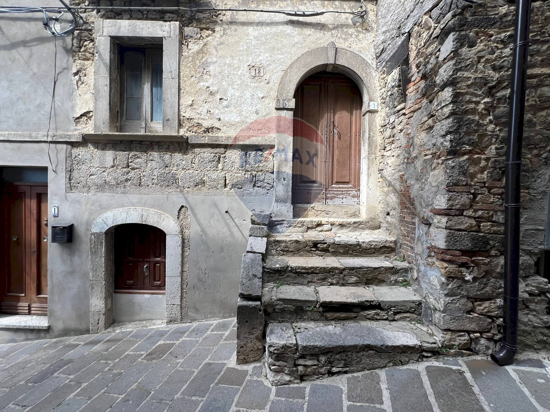 Casa all\'aperto - Casa semi indipendente Via Salita La Porta
 
18, Tornareccio - foto 1