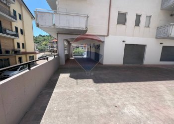 Terrazza - Locale Commerciale Via Nazionale
 
551, Altino - foto 7