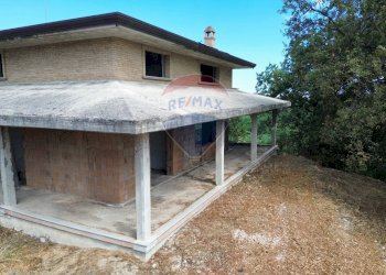 Casa all\'aperto - Villa Contrada Sacchetti
 
18, Treglio - foto 2