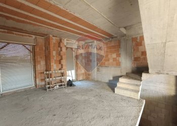 Stanza vuota - Villa a Schiera Via Borgata Perilli
 
34, Santa Maria Imbaro - foto 11