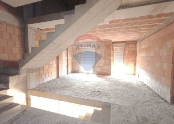 Scale - Villa a Schiera Via Borgata Perilli
 
34, Santa Maria Imbaro - foto 12