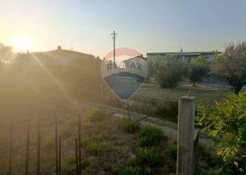 Edificio all\'aperto - Villa a Schiera Via Borgata Perilli
 
34, Santa Maria Imbaro - foto 32