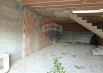 Parcheggio - Villa a Schiera Via Borgata Perilli
 
34, Santa Maria Imbaro - foto 39