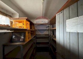 Dispensa di stoccaggio - Appartamento via Raffaele Caporali
 
27, Lanciano - foto 20