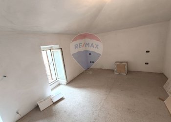 Stanza vuota - Quadrilocale Via Umberto I
 
13, Lanciano - foto 11