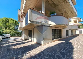 Casa all\'aperto - Quadrilocale Via dei Frentani
 
193, Chieti - foto 21