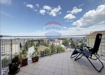 Balcone - Trilocale Via Guglielmo Polzinetti
 
3, Lanciano - foto 21