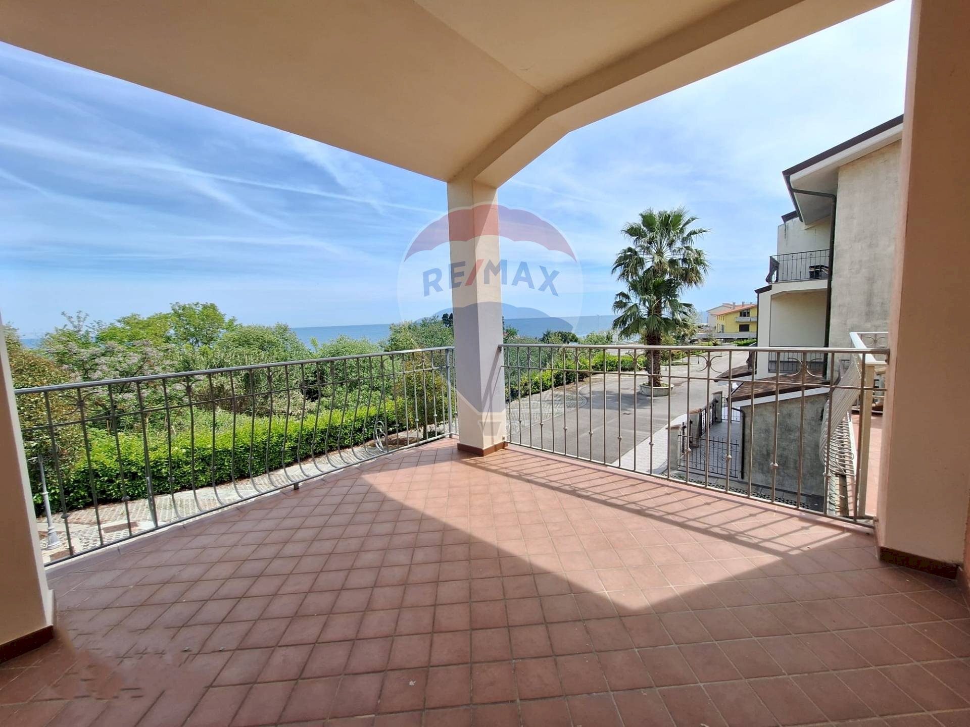 Terrazza - Villa Bifamiliare Via Adriatica Nord
 
75, San Vito Chietino - foto 1