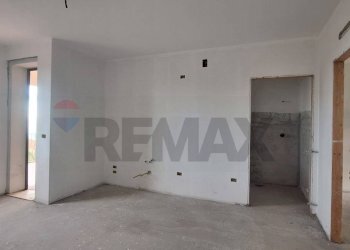 Stanza vuota - Villa Bifamiliare Via Adriatica Nord
 
75, San Vito Chietino - foto 6