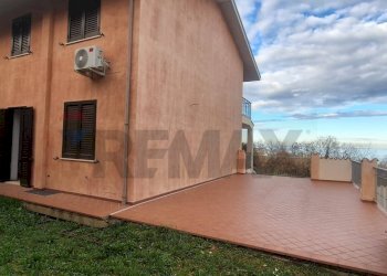 Casa all\'aperto - Villa Bifamiliare Via Adriatica Nord
 
75, San Vito Chietino - foto 11
