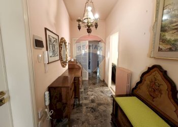 Hall / corridoio - Appartamento Via Genova
 
27, Lanciano - foto 4