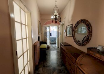 Hall / corridoio - Appartamento Via Genova
 
27, Lanciano - foto 18