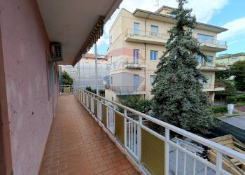 Balcone - Appartamento Via Genova
 
27, Lanciano - foto 28