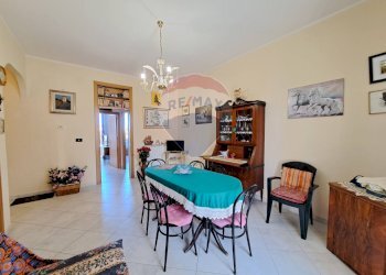 Sala da pranzo - Quadrilocale Via Galvani
 
2, Lanciano - foto 5