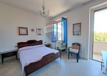 Camera / camera da letto - Quadrilocale Via Galvani
 
2, Lanciano - foto 17