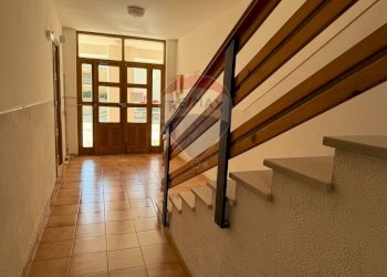 Scale - Quadrilocale Via San Rocco
 
132, San Vito Chietino - foto 9