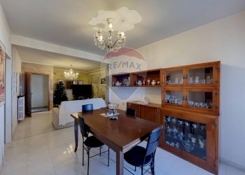 Sala da pranzo - Appartamento Viale Antonio Gramsci
 
64, Paglieta - foto 9