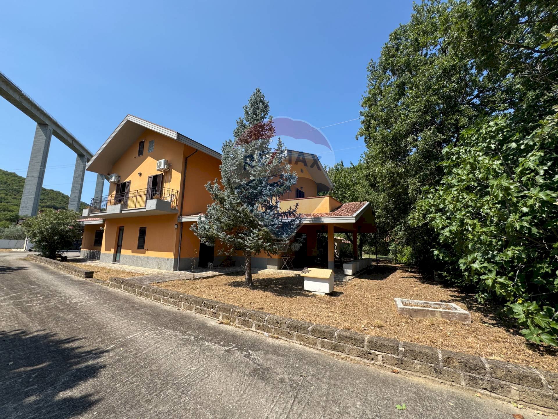 Casa all\'aperto - Casa indipendente Contrada Madonna del Basilico
 
2, Villa Santa Maria - foto 1