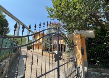 Edificio all\'aperto - Casa indipendente Contrada Madonna del Basilico
 
2, Villa Santa Maria - foto 2