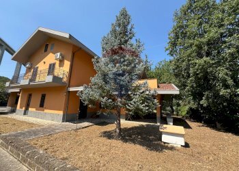 Casa all\'aperto - Casa indipendente Contrada Madonna del Basilico
 
2, Villa Santa Maria - foto 4