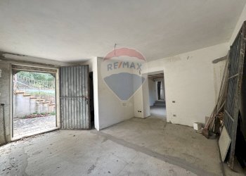 Garage - Casa semi indipendente Contrada Sabbioni
 
snc, Lanciano - foto 8