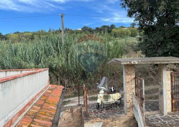 Casa all\'aperto - Casa semi indipendente Contrada Sabbioni
 
snc, Lanciano - foto 33