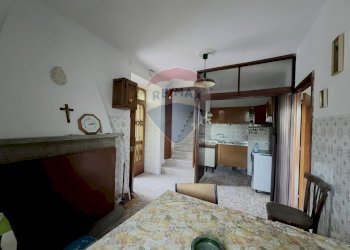 Sala da pranzo - Casa semi indipendente Via Napoli
 
snc, Fara San Martino - foto 9