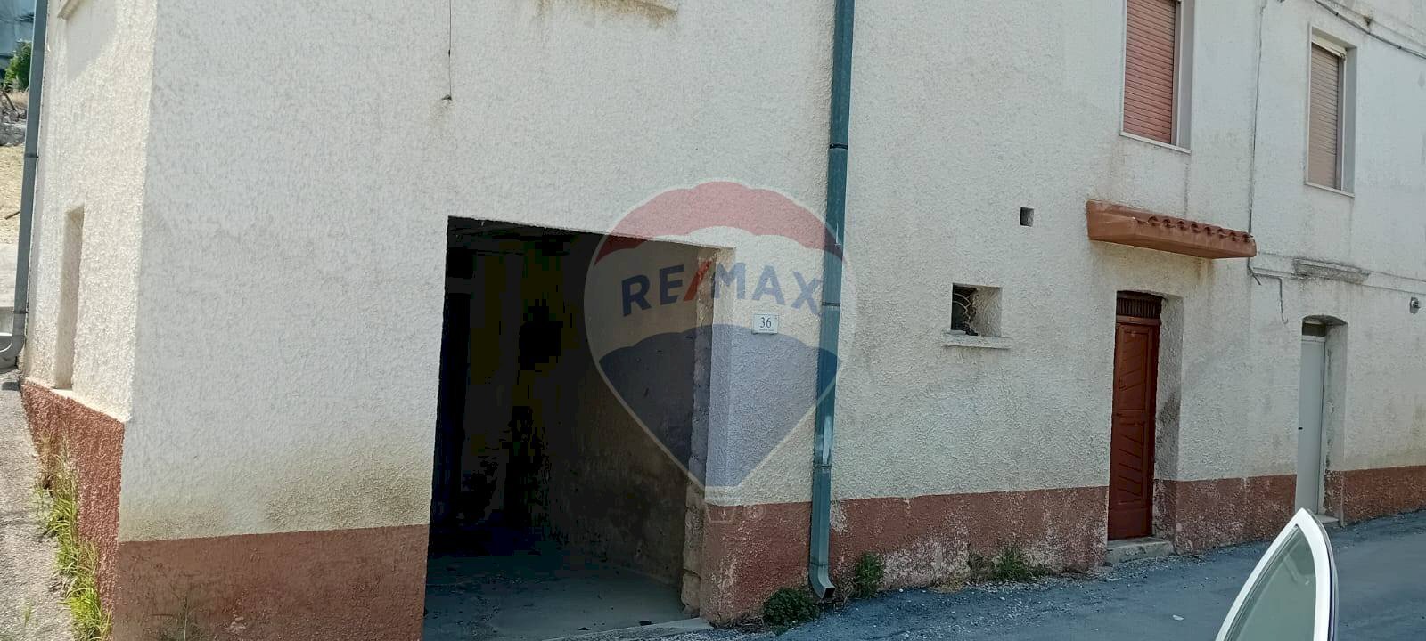 Edificio all\'aperto - Casa semi indipendente Frazione Gallo
 
34, Civitella Messer Raimondo - foto 3