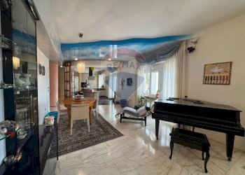 Sala da pranzo - Appartamento Via Abruzzi
 
6, Lanciano - foto 21