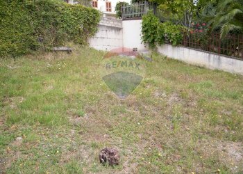 Giardino - Trilocale Via del Parco
 
29, Lama dei Peligni - foto 24