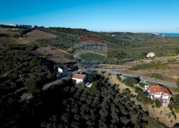Vista delle montagne - Casa indipendente Contrada Camicie
 
1, Lanciano - foto 3