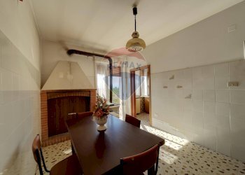 Sala da pranzo - Casa indipendente Contrada Camicie
 
1, Lanciano - foto 15