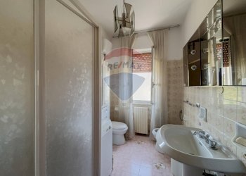 Bagno - Casa indipendente Contrada Camicie
 
1, Lanciano - foto 30