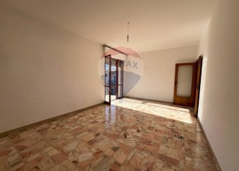 Stanza vuota - Appartamento Via Martiri VI Ottobre
 
33, Lanciano - foto 8