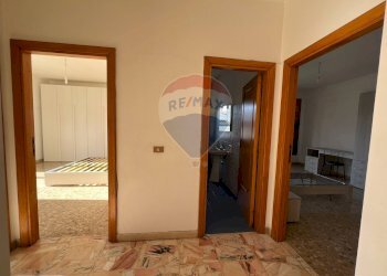 Hall / corridoio - Appartamento Via Martiri VI Ottobre
 
33, Lanciano - foto 10