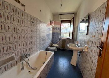 Bagno - Appartamento Via Martiri VI Ottobre
 
33, Lanciano - foto 16