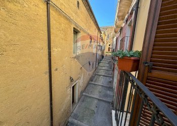 Scale - Appartamento Vico 3 Ricci
 
19, Lanciano - foto 7
