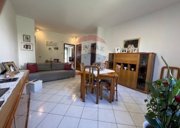 Sala da pranzo - Appartamento Via Gesi
 
9, Santa Maria Imbaro - foto 1