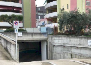 Edificio all\'aperto - Box Via del Mare
 
65, Lanciano - foto 1