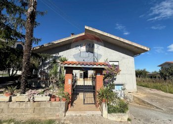 Casa all\'aperto - Casa indipendente Villa Selciaroli
 
74, Crecchio - foto 1