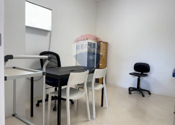 Sala da pranzo - Locale Commerciale Piazza Eraldo Miscia
 
13, Lanciano - foto 6