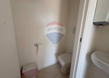 Bagno - Locale Commerciale Piazza Eraldo Miscia
 
13, Lanciano - foto 17