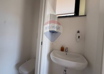 Bagno - Locale Commerciale Piazza Eraldo Miscia
 
13, Lanciano - foto 18