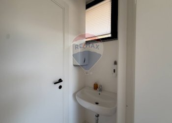 Bagno - Locale Commerciale Piazza Eraldo Miscia
 
13, Lanciano - foto 19