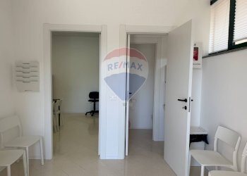 Hall / corridoio - Locale Commerciale Piazza Eraldo Miscia
 
13, Lanciano - foto 22